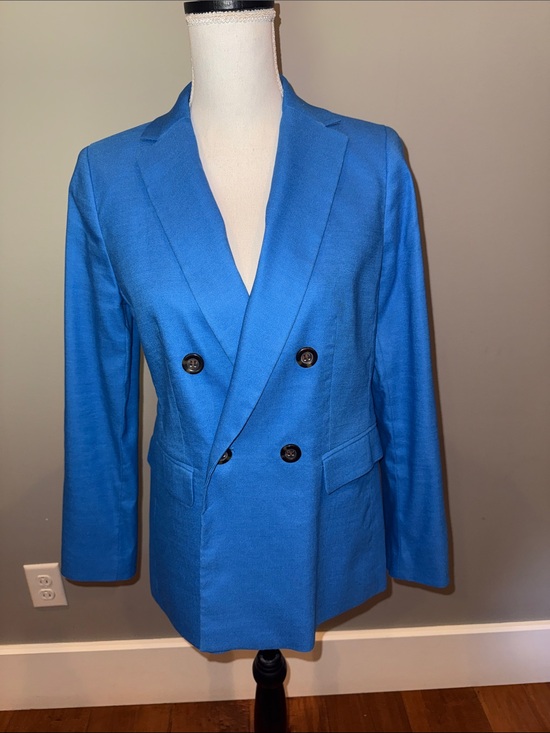 Ann Taylor Jackets & Blazers - Bright Blue Double-Breasted women’s modern over sized blazer petite
